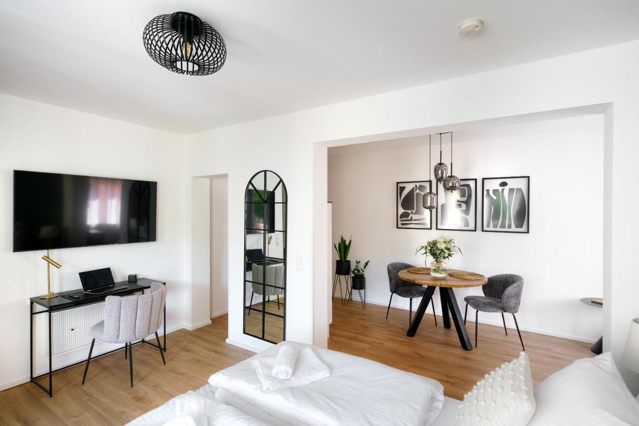 Staytona - Parkpl. - Balkon - Wlan - Netflix - Wfh 타우누스타인 외부 사진
